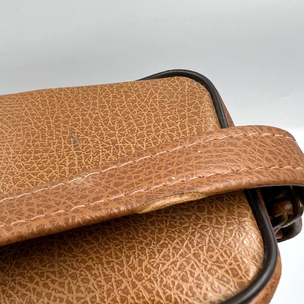 Vintage 1970's Camera Bag Faux Leather Tan Shoulder Strap Zippered‎ Padded - Picture 4 of 16